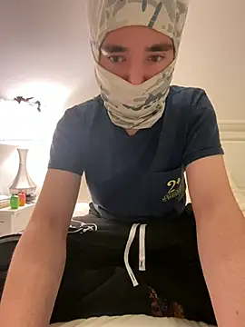 phantom898983 online show from 18, 4, 2026