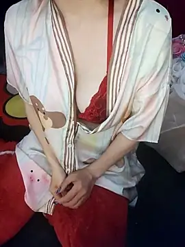 Snapshot of Alone_nothing chatting on 17, 12, 2025 Alone nothing online show from 17, 12, 2025