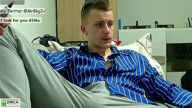 Snapshot of Brellisimo chatting on 15, 12, 2025 Brellisimo online show from 15, 12, 2025