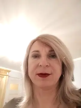 Snapshot of AhlyssaLove1155 chatting on 9, 5, 2026 AhlyssaLove1155 online show from 9, 5, 2026