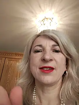 Snapshot of AhlyssaLove1155 chatting on 17, 5, 2026 AhlyssaLove1155 online show from 17, 5, 2026