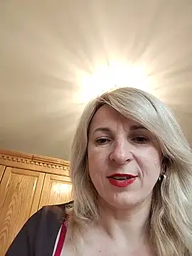 Snapshot of AhlyssaLove1155 chatting on 26, 5, 2026 AhlyssaLove1155 online show from 26, 5, 2026