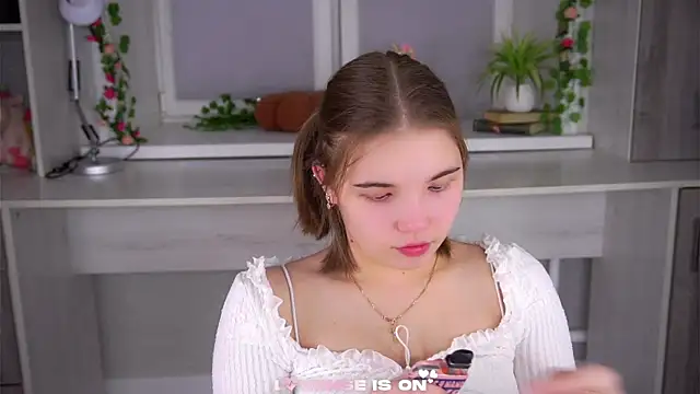 Snapshot of SolBurri chatting on 10, 1, 2026 SolBurri online show from 10, 1, 2026