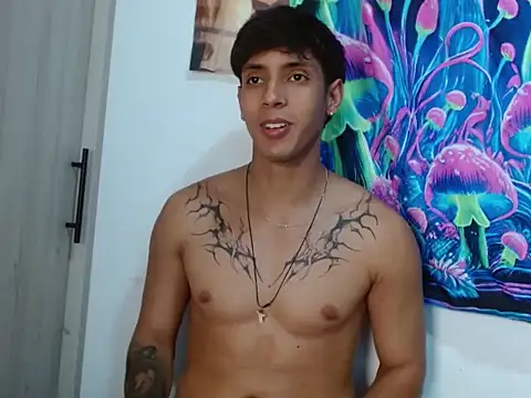 Snapshot of Wolf_light chatting on 22, 12, 2025 Wolf light online show from 22, 12, 2025