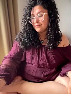 Snapshot of VanesssaMilf_ chatting on 21, 4, 2026 VanesssaMilf online show from 21, 4, 2026