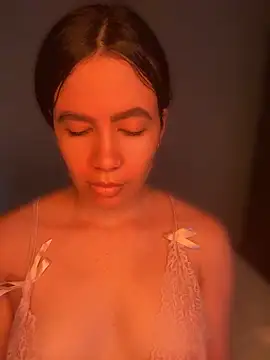 ValentinaEliot online show from 28, 4, 2026