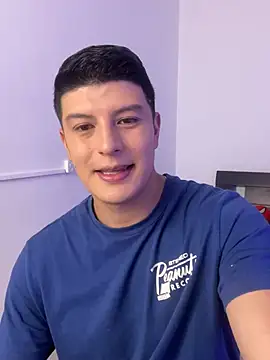 Goldenknight33 online show from 24, 3, 2026