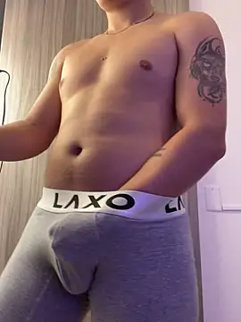 Goldenknight33 online show from 9, 4, 2026