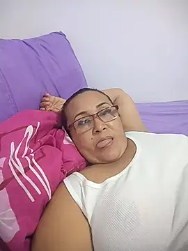 Nini Love  online show from 12, 4, 2026