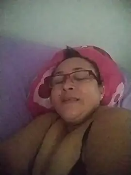 Snapshot of Nini_Love_ chatting on 16, 4, 2026 Nini Love online show from 16, 4, 2026