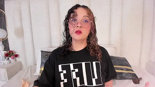 Im TaraBlack online show from 17, 12, 2025