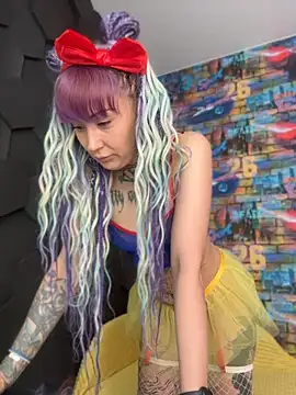 Snapshot of Tattoo__Moon chatting on 14, 5, 2026 Tattoo Moon online show from 14, 5, 2026