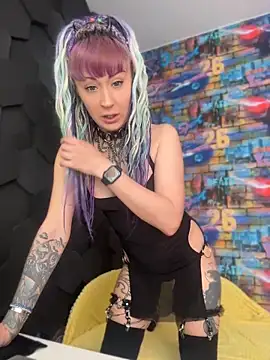 Snapshot of Tattoo__Moon chatting on 22, 5, 2026 Tattoo Moon online show from 22, 5, 2026