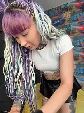 Snapshot of Tattoo__Moon chatting on 28, 5, 2026 Tattoo Moon online show from 28, 5, 2026