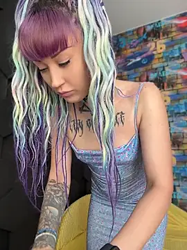 Snapshot of Tattoo__Moon chatting on 29, 5, 2026 Tattoo Moon online show from 29, 5, 2026
