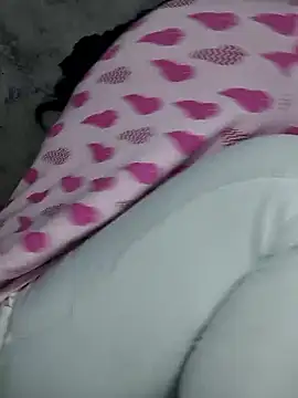 SubmissiveKaur online show from 7, 1, 2026