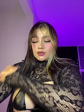 Snapshot of Daniela_ruizz chatting on 10, 6, 2026 Daniela ruizz online show from 10, 6, 2026
