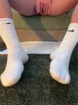 Snapshot of Krizzly666 chatting on 18, 12, 2025 Krizzly666 online show from 18, 12, 2025