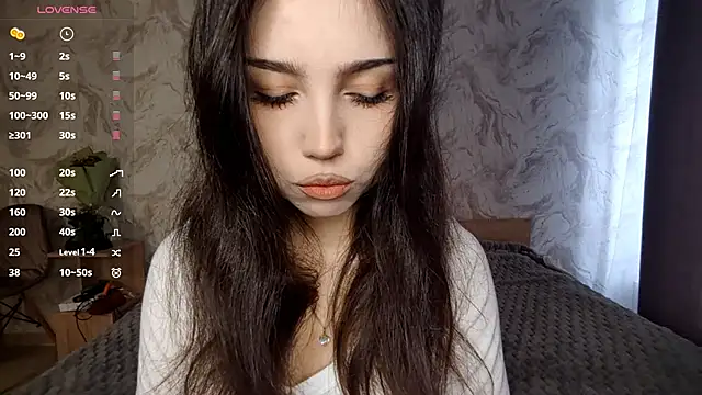 Qwami Amie online show from 14, 4, 2026