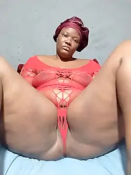 Snapshot of SexyAssQueenX chatting on 5, 7, 2026 SexyAssQueenX online show from 5, 7, 2026