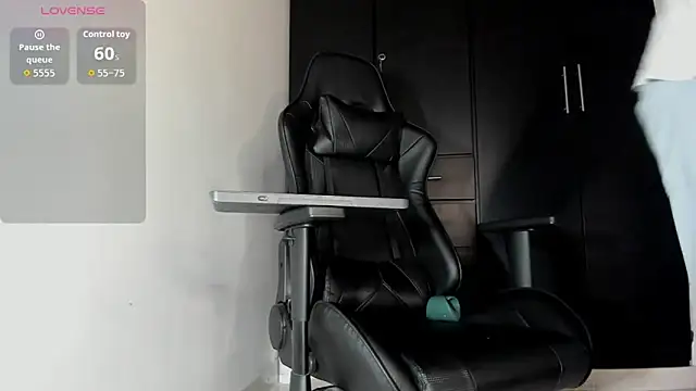 Snapshot of Liam_Mateo chatting on 14, 1, 2026 Liam Mateo online show from 14, 1, 2026