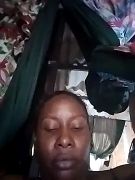 Snapshot of vayolletd chatting on 17, 12, 2025 vayolletd online show from 17, 12, 2025