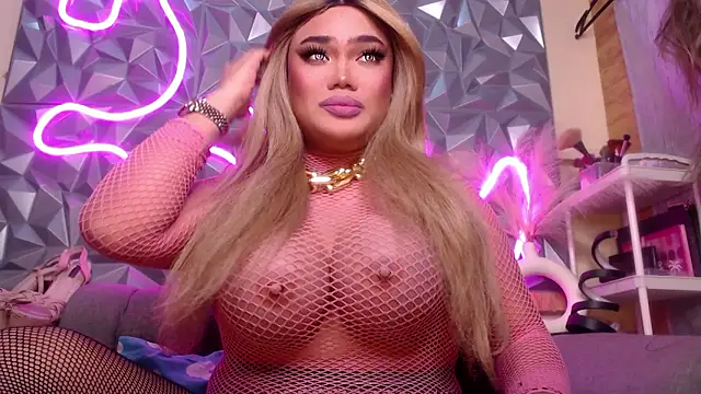 Snapshot of AlwaysHornyMia chatting on 8, 1, 2026 AlwaysHornyMia online show from 8, 1, 2026