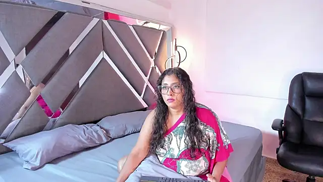 Siryenay  online show from 18, 12, 2025