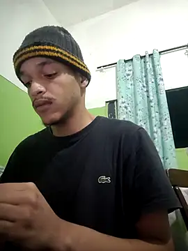 Snapshot of Annnyxvinni chatting on 15, 12, 2025 Annnyxvinni online show from 15, 12, 2025