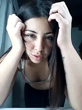 emmacurvyhot online show from 15, 12, 2025