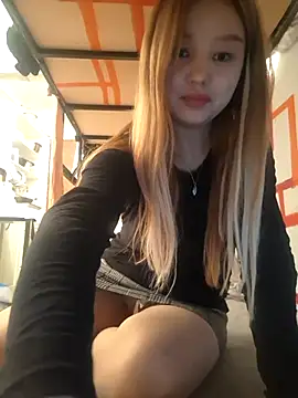 Snapshot of SherrylShaw chatting on 31, 3, 2026 SherrylShaw online show from 31, 3, 2026