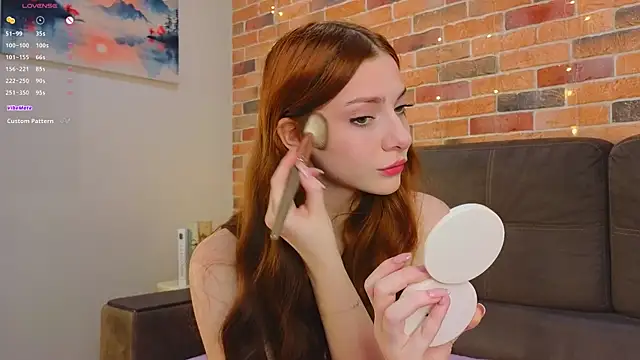 VelvetZephra online show from 17, 4, 2026