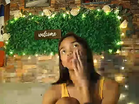 LaurenePh2 online show from 20, 12, 2025