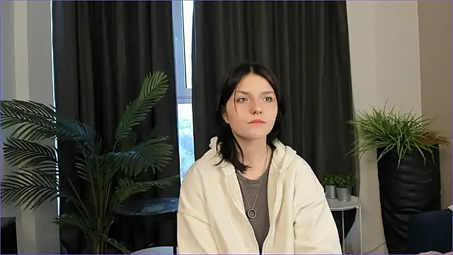 NyraVesperis online show from 23, 3, 2026