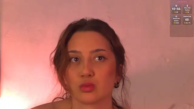 Snapshot of LucieBliss chatting on 4, 6, 2026 LucieBliss online show from 4, 6, 2026