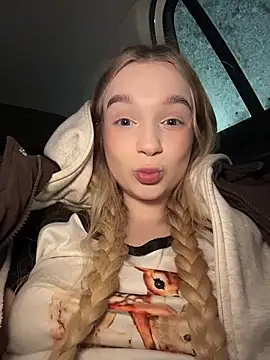 -teenytiny- online show from 5, 2, 2026