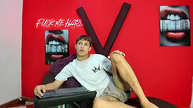 Snapshot of YOUNG_GUYS1 chatting on 24, 2, 2026 YOUNG GUYS1 online show from 24, 2, 2026