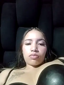 liliymike19 online show from 18, 2, 2026