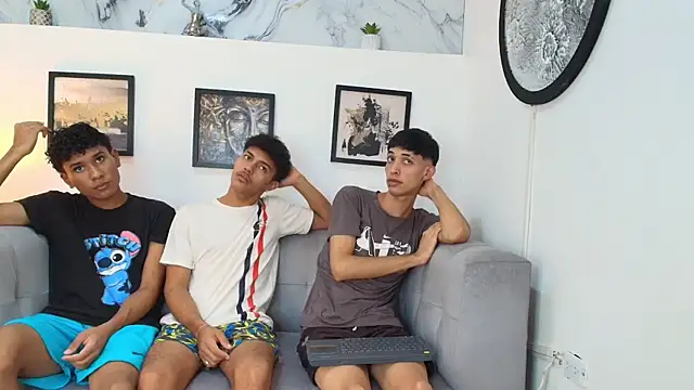 SWEET RABBIT1 online show from 17, 12, 2025