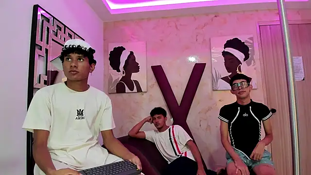 SWEET RABBIT1 online show from 14, 1, 2026