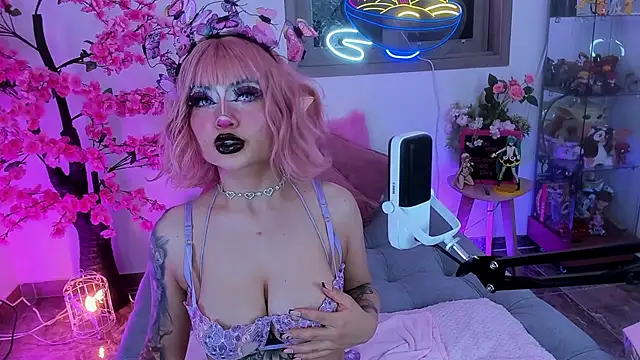 Snapshot of Hayami_Lee chatting on 7, 3, 2026 Hayami Lee online show from 7, 3, 2026