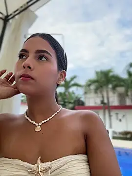 Snapshot of Valeria-escobar chatting on 21, 5, 2026 Valeria-escobar online show from 21, 5, 2026