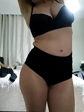 NovaMia online show from 6, 2, 2026