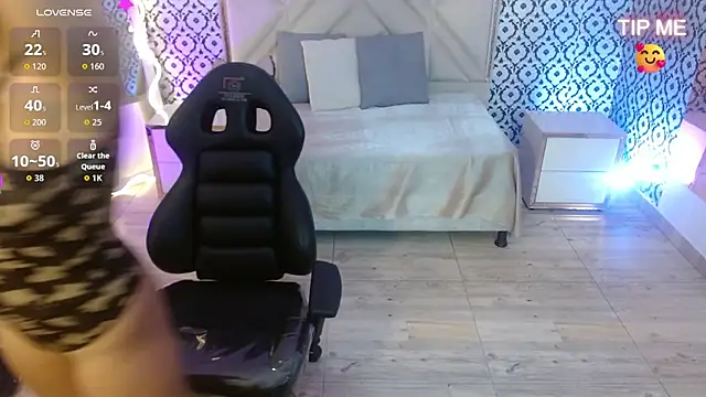 Auurora tay online show from 10, 1, 2026