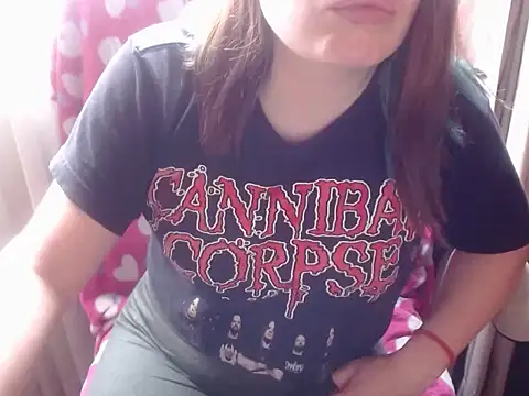 Snapshot of 666maskgirl chatting on 25, 3, 2026 666maskgirl online show from 25, 3, 2026