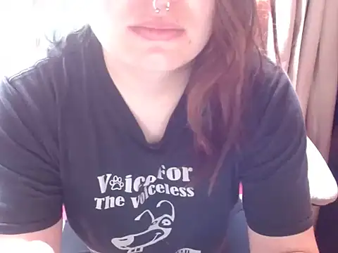 Snapshot of 666maskgirl chatting on 10, 4, 2026 666maskgirl online show from 10, 4, 2026