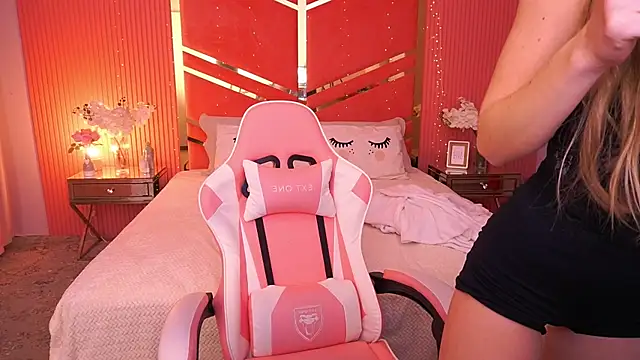 MollyyMayy online show from 7, 2, 2026