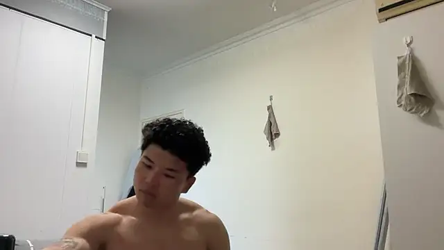 cutestpenis online show from 13, 1, 2026