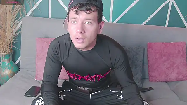 MagnusKnight  online show from 8, 2, 2026