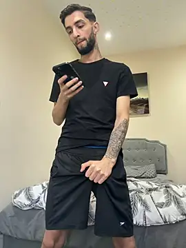 Juliann69Ramiro online show from 20, 2, 2026